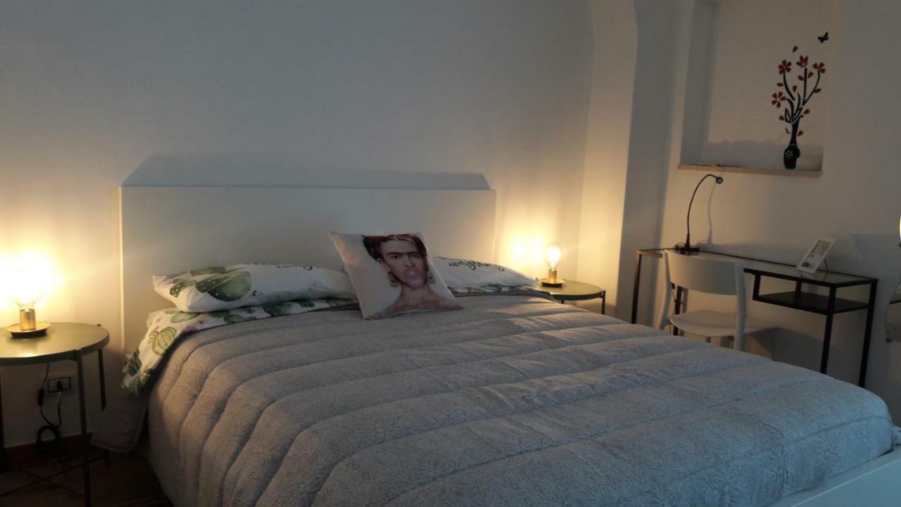 Hôtel Al Molo Sant'Eligio à Tarente Extérieur photo